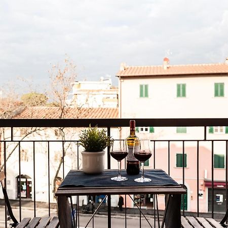 Hostly - Light And Wood Near The Tower - 100Sqm, 6 Pax, 2 Bedrooms, Town Center Pise Extérieur photo