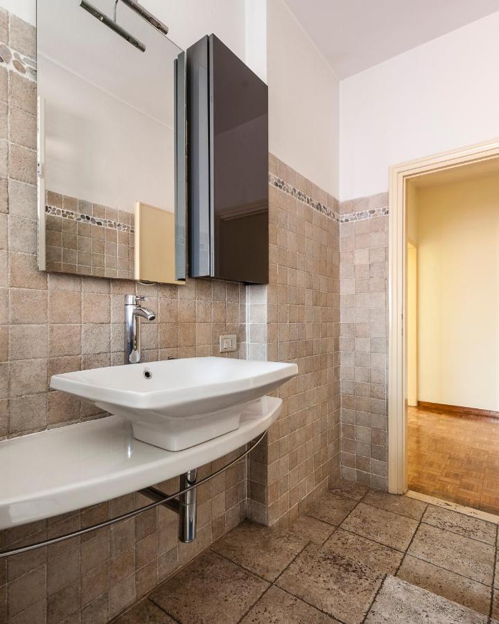 Hostly - Light And Wood Near The Tower - 100Sqm, 6 Pax, 2 Bedrooms, Town Center Pise Extérieur photo
